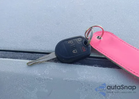 2012 Ford Fusion Se z USA, uszkodzony, nr VIN 3FAHP0HA6CR140981